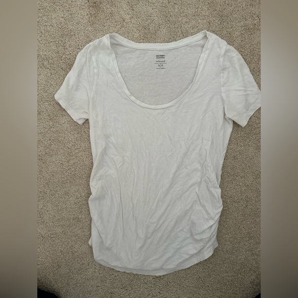 Gap maternity tee bundle - Picture 6 of 7